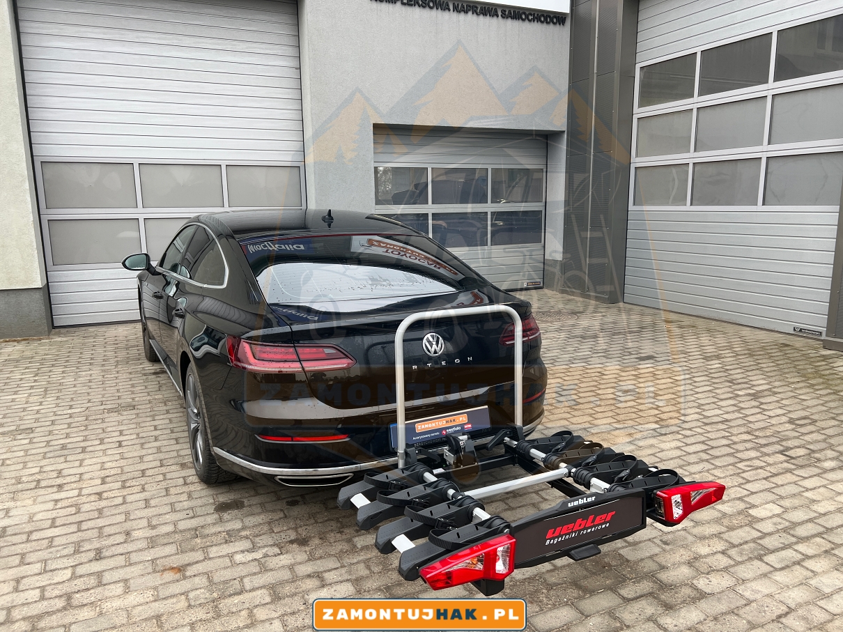 Zdjęcie VW Arteon z bagażnikiem rowerowym Uebler i31